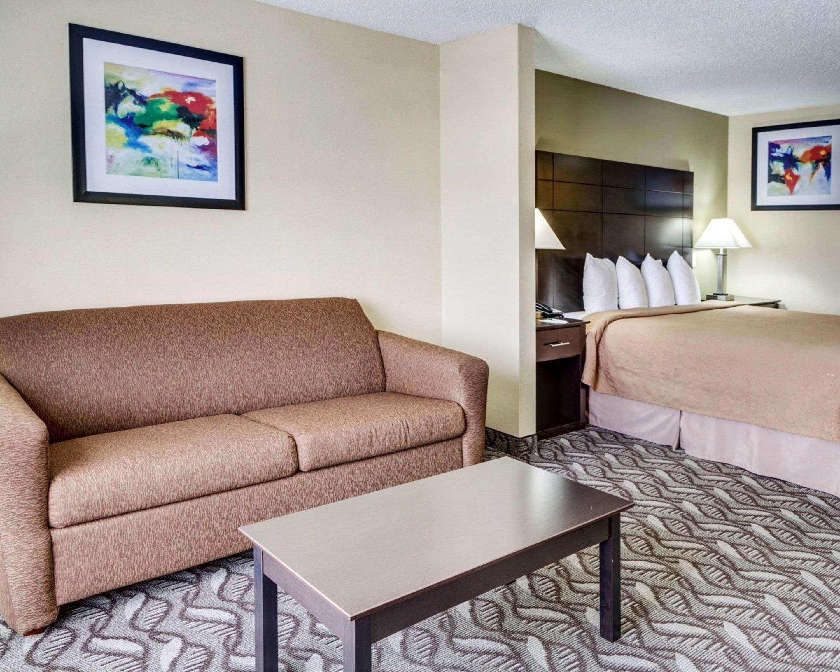 Quality Suites Baton Rouge East - Denham Springs Εξωτερικό φωτογραφία